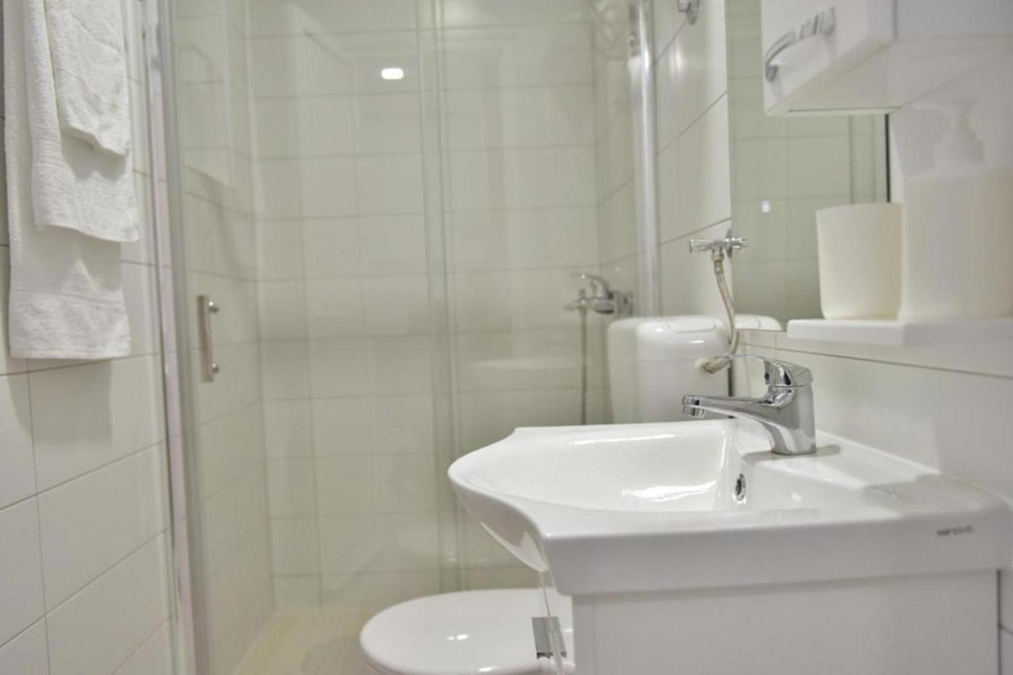 Apartments Valentina - Free Parking โมสตาร์ ห้อง รูปภาพ